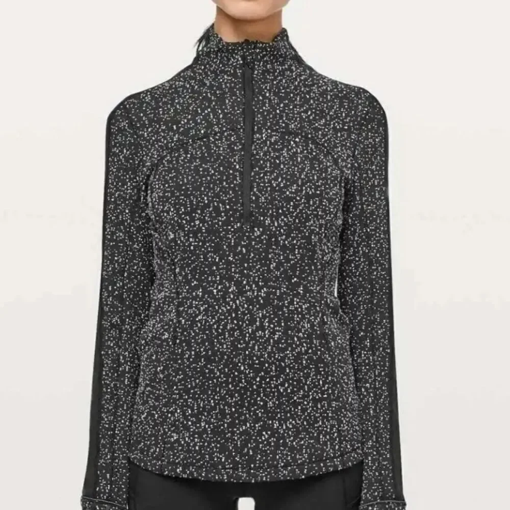 Lululemon Run Briskly 1/2 Zip Top Jacquard Black White Thumbholes #W3BVAS